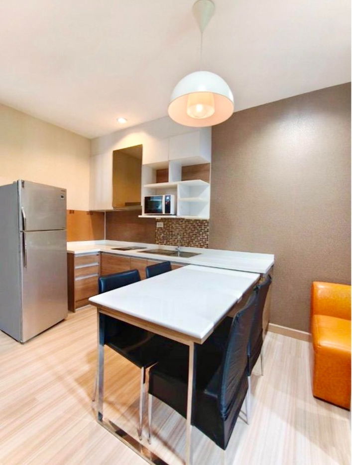 picture code : E165 The Hotel Serviced Condo - 4/13