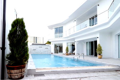 Houses for sale Chonburi : [920611001-397] "Mansion Luxury: 7BR, 10BA in Heart of Pattaya!"