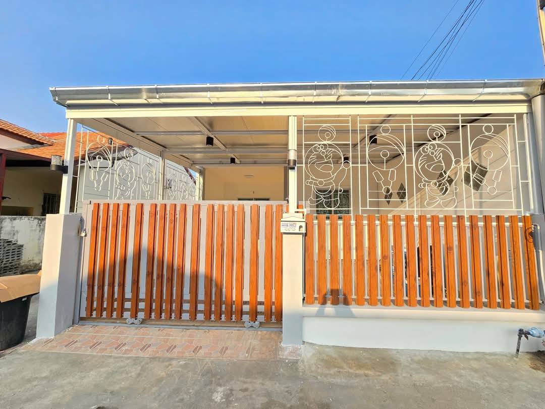 รูป ขายทาวน์เฮาส์หลังมุม 2 ห้องนอน รีโนเวทใหม่ ในพัทยาเหนือ - รูปที่ 10/10