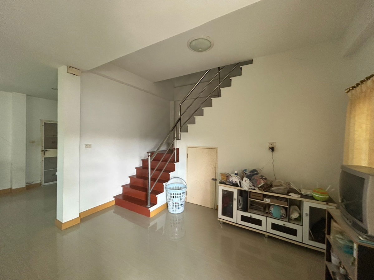 รูป ขายทาวน์เฮาส์ 2 ชั้นพื้นที่ใหญ่กว่ามาตรฐาน มอบความรู้สึกเหมือนอยู่บ้านเดี่ยว หมู่บ้านฟ้าใสวิลล์ โครงการ 1 - รูปที่ 5/13