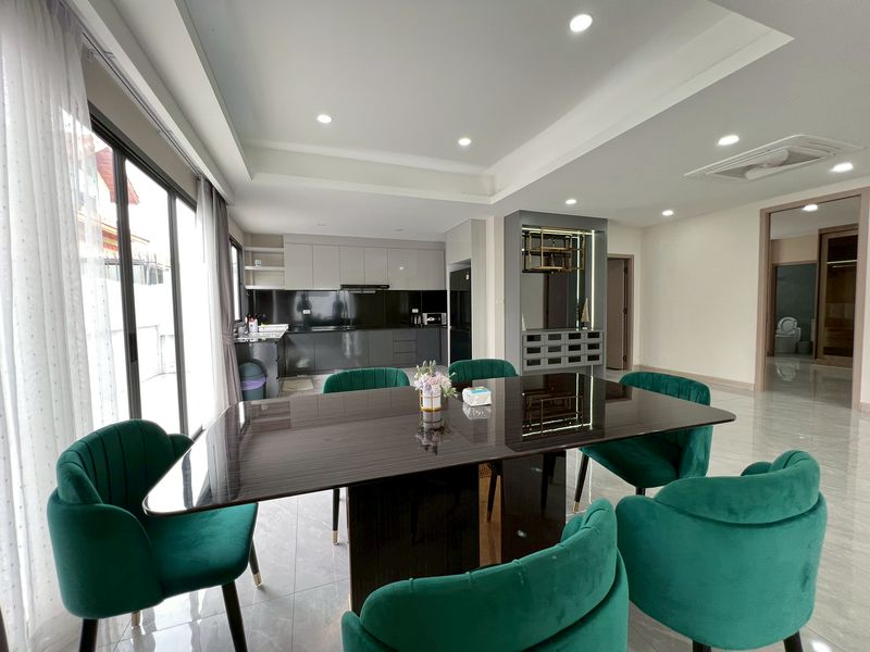 รูป บ้านพักหรูพร้อมสระว่ายน้ำใกล้หาดจอมเทียน พัทยา - รูปที่ 9/17