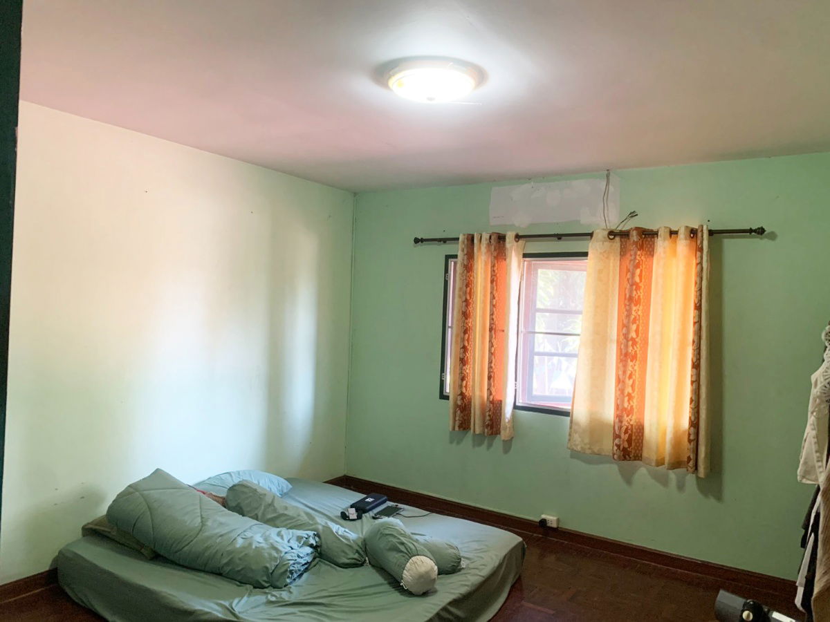 picture Two storey house for rent with 2 bedrooms,1 toilet and 1 kitchen. - 6/12