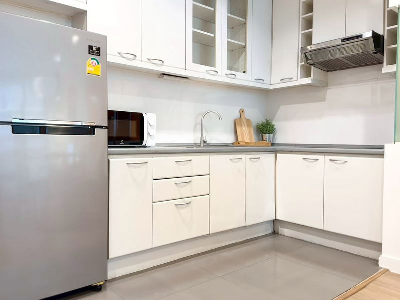 picture For Rent Condo The Royal Place 1 - 9/14