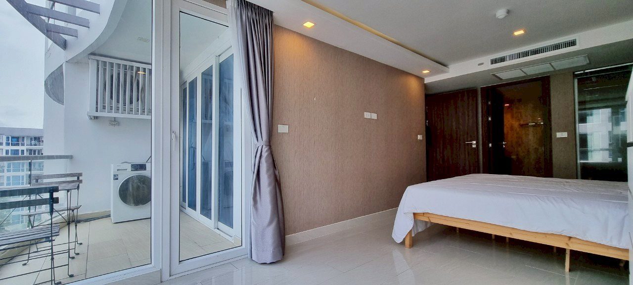 picture Grand Avenue Residence 1 Bedroom for Sale - 8/11