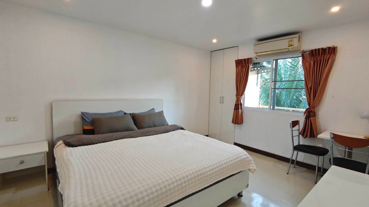 รูป 2BR- 🚀 Phuket Town Apartment: Move-In Ready & Budget-Friendly! - รูปที่ 9/13