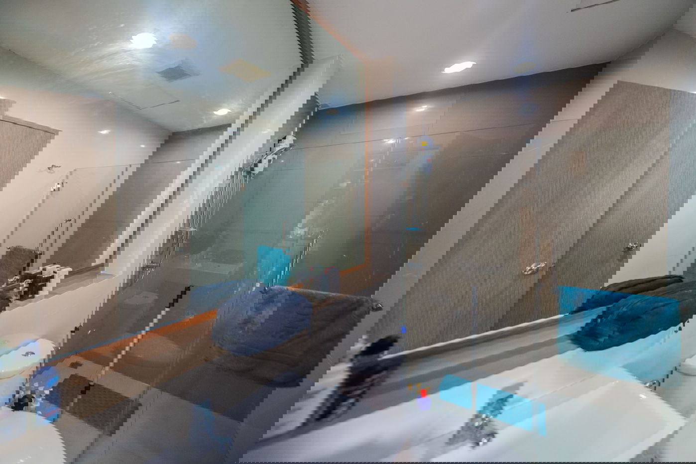 picture Treetops Condominium 1 Bedroom for Sale - 11/16