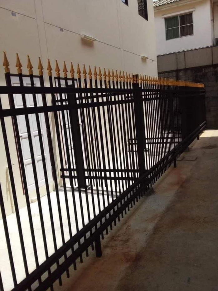 picture 2-storey townhouse in Soi Khacharnwit, feels like a commercial building, suitable for small businesses or trading. - 6/6