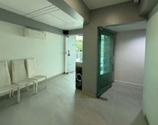 รูป ให้เช่าอาคารสำนักงาน / Home Office 5 ชั้น พร้อมลิฟท์ / ซอยพัฒนาการ มีลิฟท์ในอาคาร เหมาะทำคลินิกเสริมความงาม , สำนักงานงาน , ธุรกิจ Online จดบริษัทได้ - รูปที่ 8/11