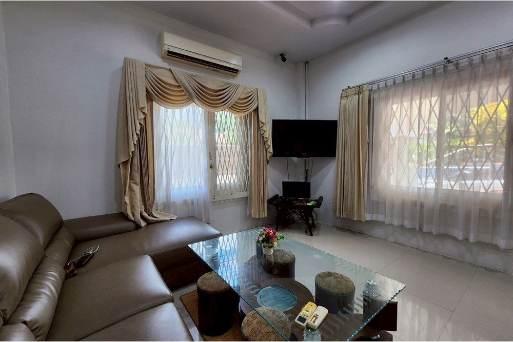 รูป [920611001-399] "บ้านเดี่ยวสัตหีบ ติดถนนสุขุมวิท พร้อมสระว่ายน้ำ" - รูปที่ 12/43