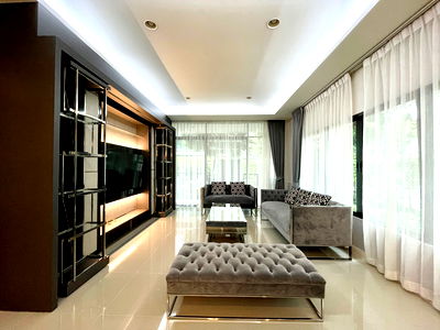 เช่าบ้านเดี่ยว ถนนศรีนครินทร์-ร่มเกล้า : 💥House for rent at Setthasiri Krungthep Kreetha, 4 bedroom ,corner unite, Near Brighton collage