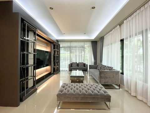 💥House for rent at Setthasiri Krungthep Kreetha, 4 bedroom ,corner unite, Near Brighton collage