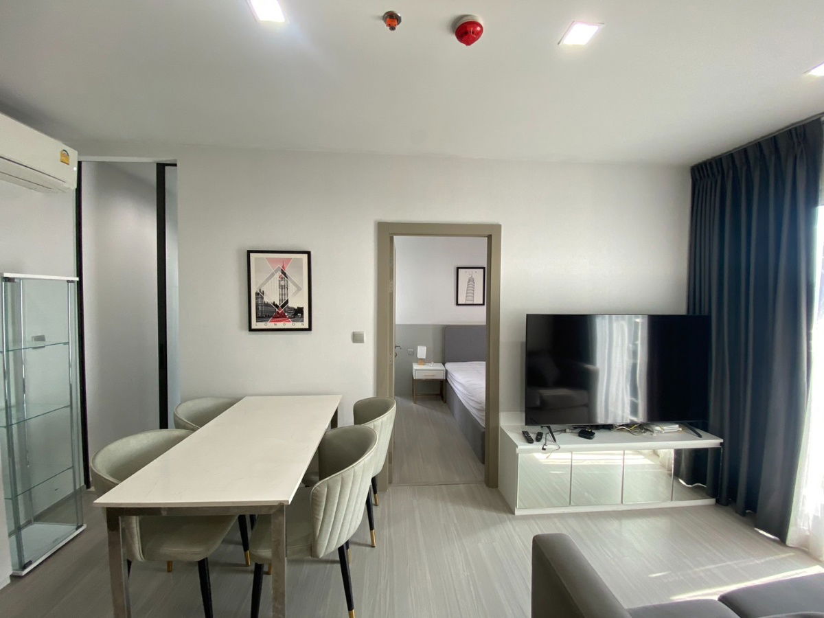 รูป ให้เช่าแล้ว! คอนโด Life Asoke Rama9 ใกล้ MRT Rama9 300 m. 2 ห้องนอน 1ห้องน้ำ 45 ตรม. 30,000ต่อเดือน - รูปที่ 2/9