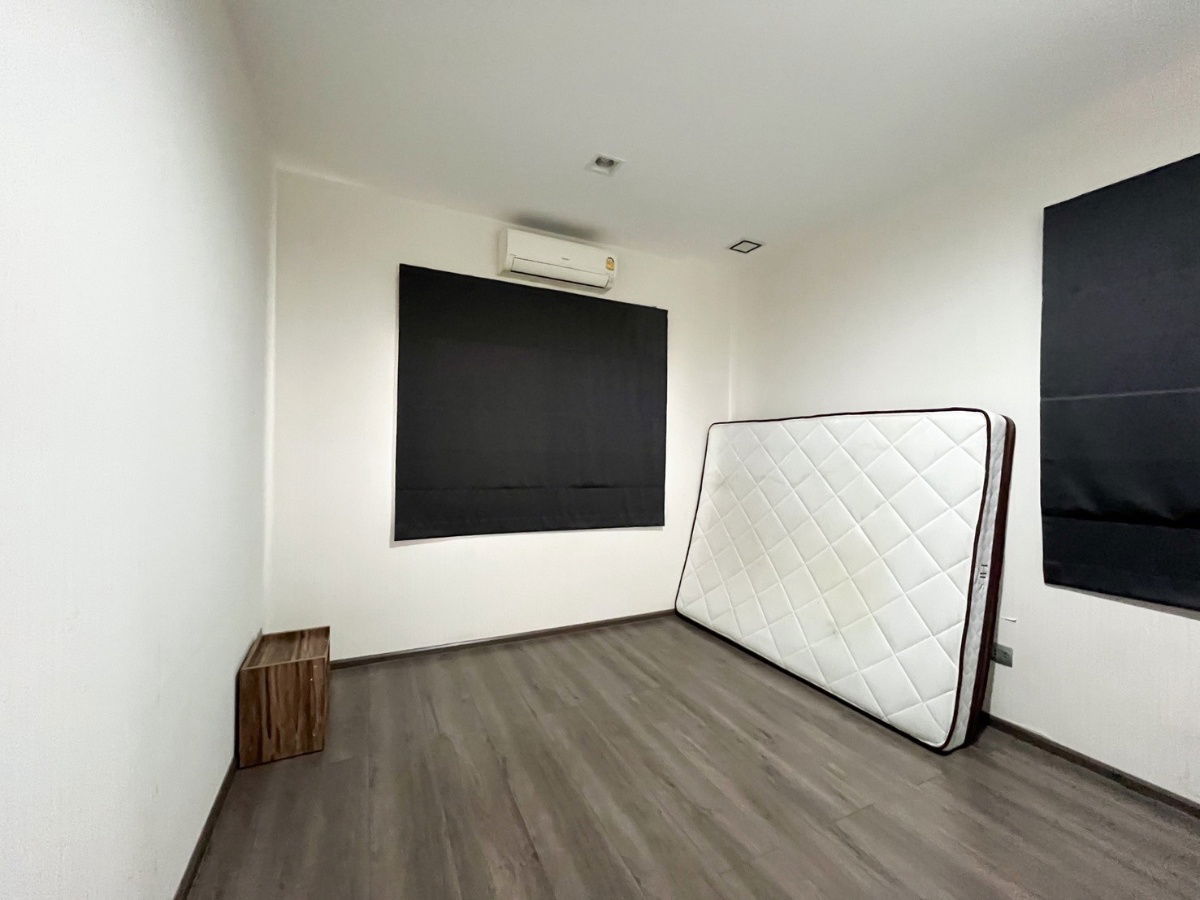 รูป ให้เช่า มัณฑนา 2 บางนา กม.7 ใกล้เมกาบางนา เฟอร์ฯ ครบ หลังใหญ่ น่าอยู่มาก - รูปที่ 16/18