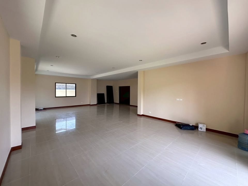 picture Pool Villa for Sale 5 Bedrooms at Mabprachan - 12/14