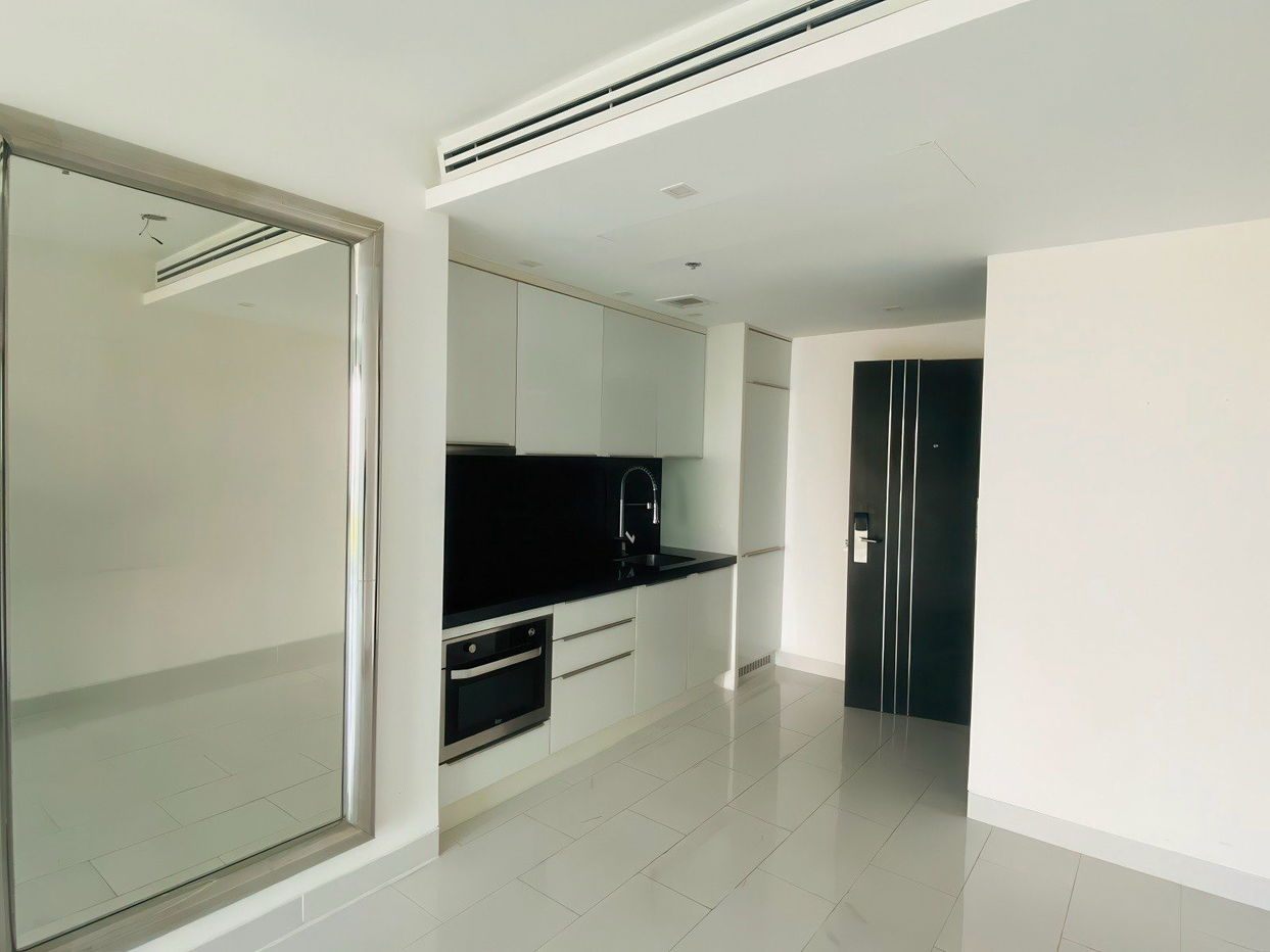picture Sky Residence Pattaya 2 Bedrooms for Sale - 4/7