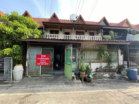 ขายทาวน์เฮ้าส์ ที่ ทาวน์เฮ้าท์แฝด ในซอยสุขุทวิท 101/1 (วชิรธรรมสาธิต)