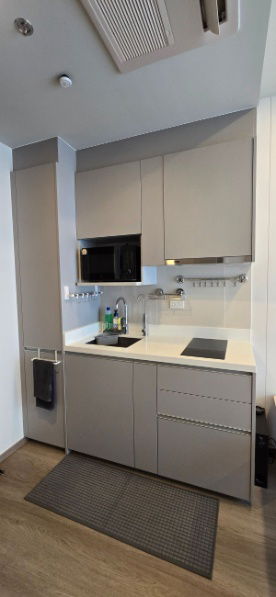 picture Stunning High-Floor Condo with Breathtaking North View | Fully Furnished | Ready to Move In Floor 46 | Premium City View - 8/29