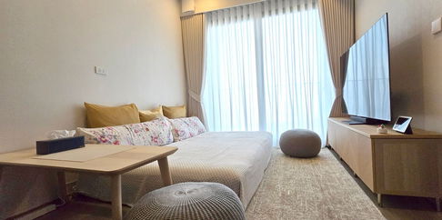 Stunning High-Floor Condo with Breathtaking North View | Fully Furnished | Ready to Move In Floor 46 | Premium City View