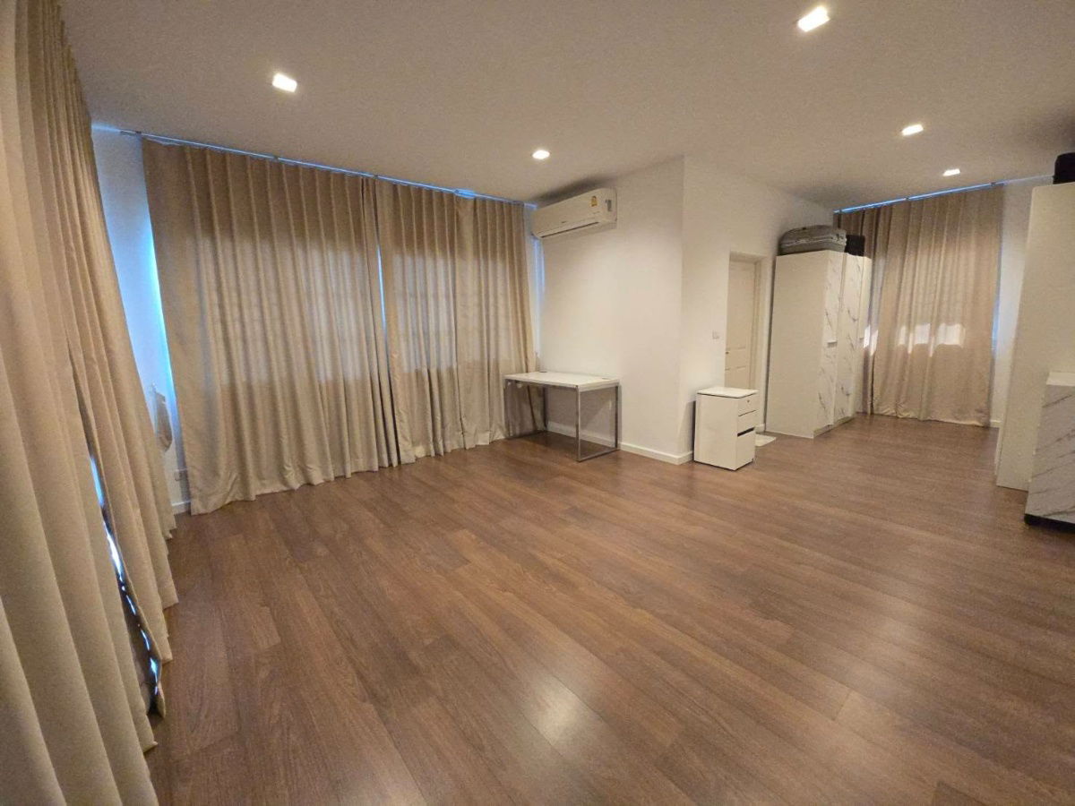 รูป [ขาย] ขายบ้านสไตล์ยุโรป | Casa Grand อ่อนนุช–วงแหวน เฟสพรีเมียมที่สุดของโครงการ - รูปที่ 9/19