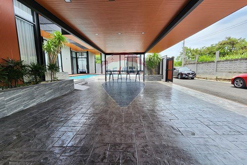 รูป [920611003-85] พูลวิลล่า สัตหีบ - รูปที่ 73/104