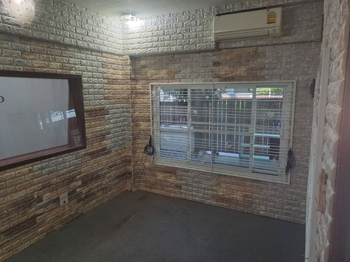 รูป ขายบ้านสวนจันทิมา 2  บ้านเดียวกึ่งแฝด 2 ชั้น บ้านตกเเต่งสวย ** พิกัด : 13.86487, 100.49154 - รูปที่ 3/14