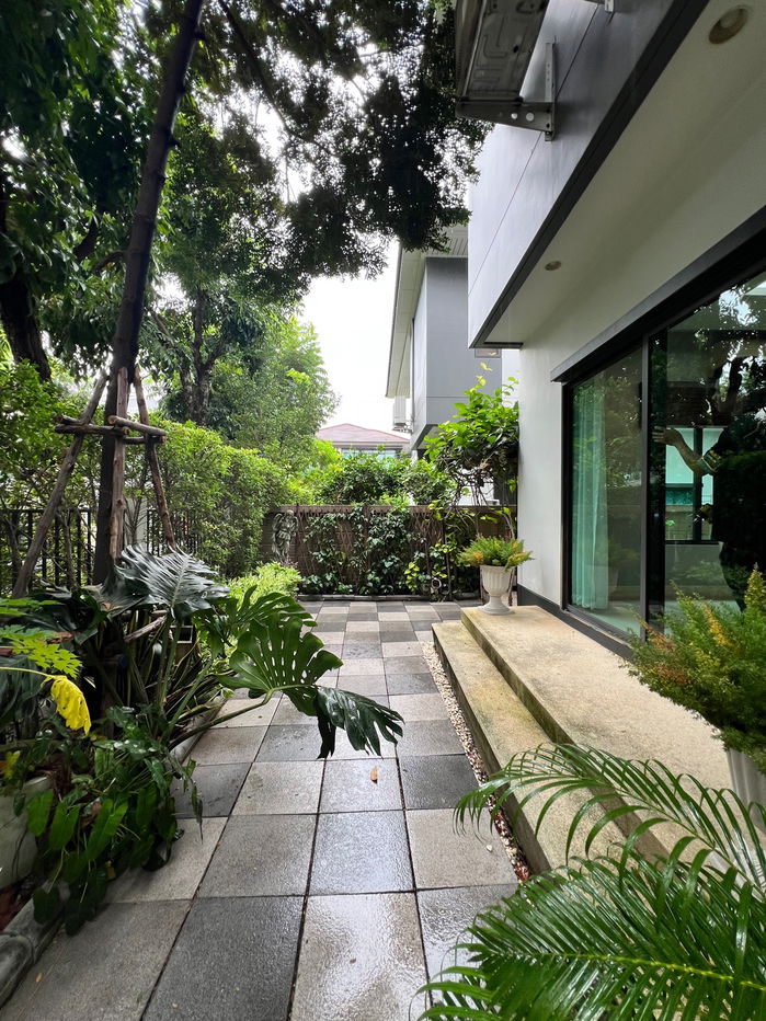 รูป 💥House for rent at Setthasiri Krungthep Kreetha, 4 bedroom ,corner unite, Near Brighton collage - รูปที่ 16/17