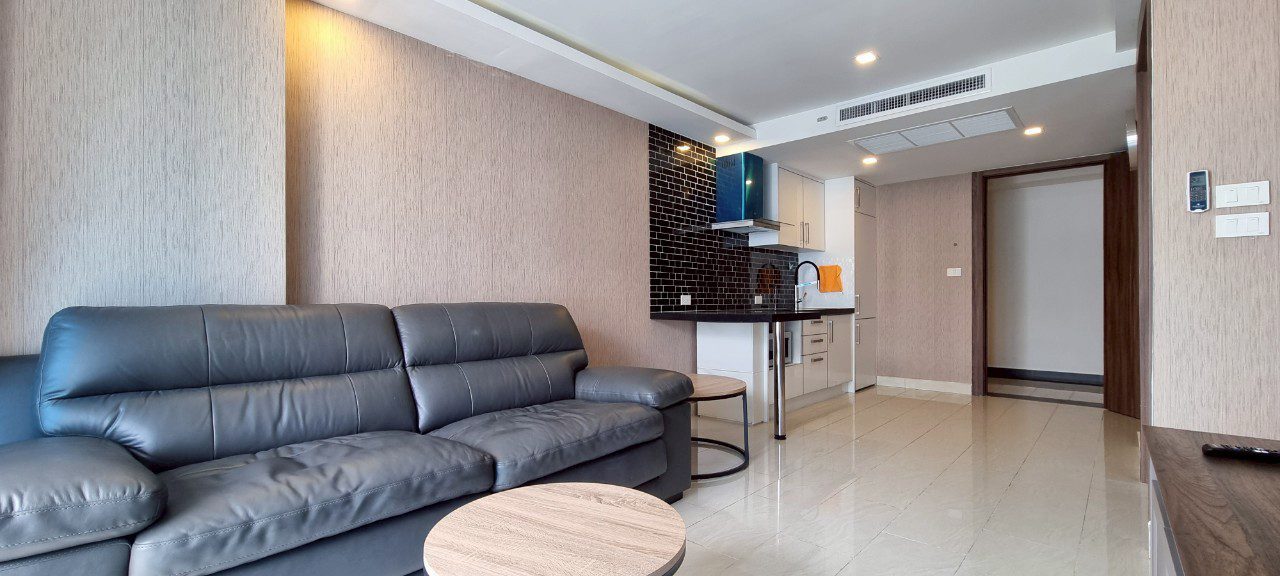 picture Grand Avenue Residence 1 Bedroom for Sale - 4/11