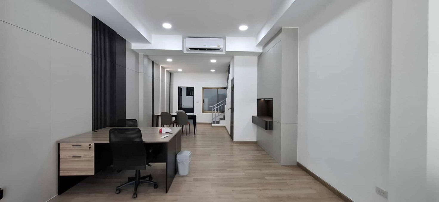 รูป 3-Storey Commercial Building for Sale - รูปที่ 2/17