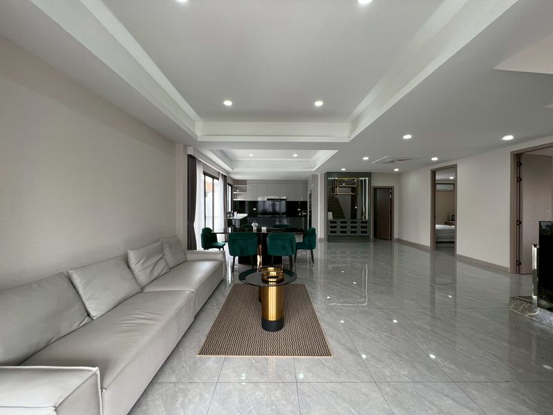 รูป บ้านพักหรูพร้อมสระว่ายน้ำใกล้หาดจอมเทียน พัทยา - รูปที่ 8/17