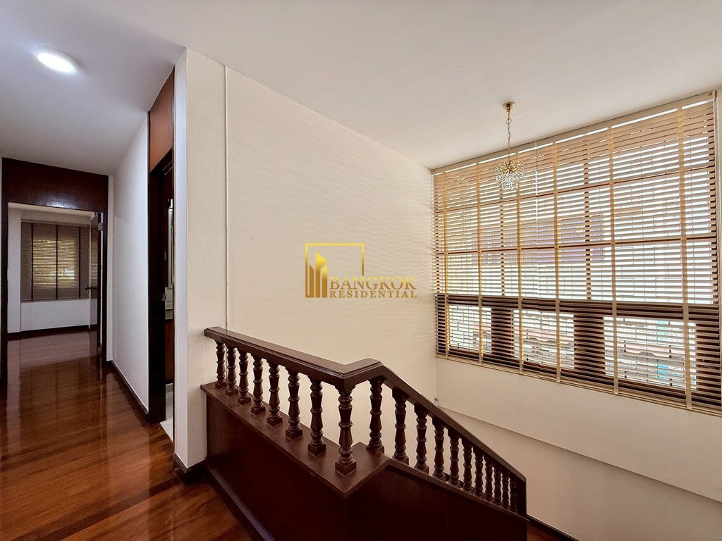 รูป Exceptional 4 Bedroom House in Vibrant Nana Area - BR28305SH - รูปที่ 23/45