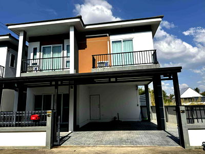 บ้านเดี่ยว ชลบุรี : บ้านสองชั้น 3 ห้องนอนสำหรับขายในหนองปลาไหล