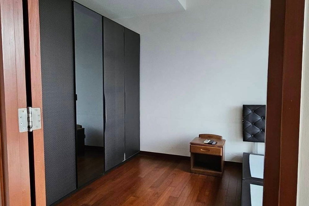 picture Sale with tenant! high floor13++, City View, North Facing, Pet Friendly !🔥 Code C20250800057.Ashton Morph 38, 1 bed, 1 bath, furnished, Special Deal! - 7/11