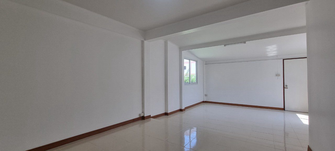 picture Townhouse in Central Pattaya for Sale - 7/12