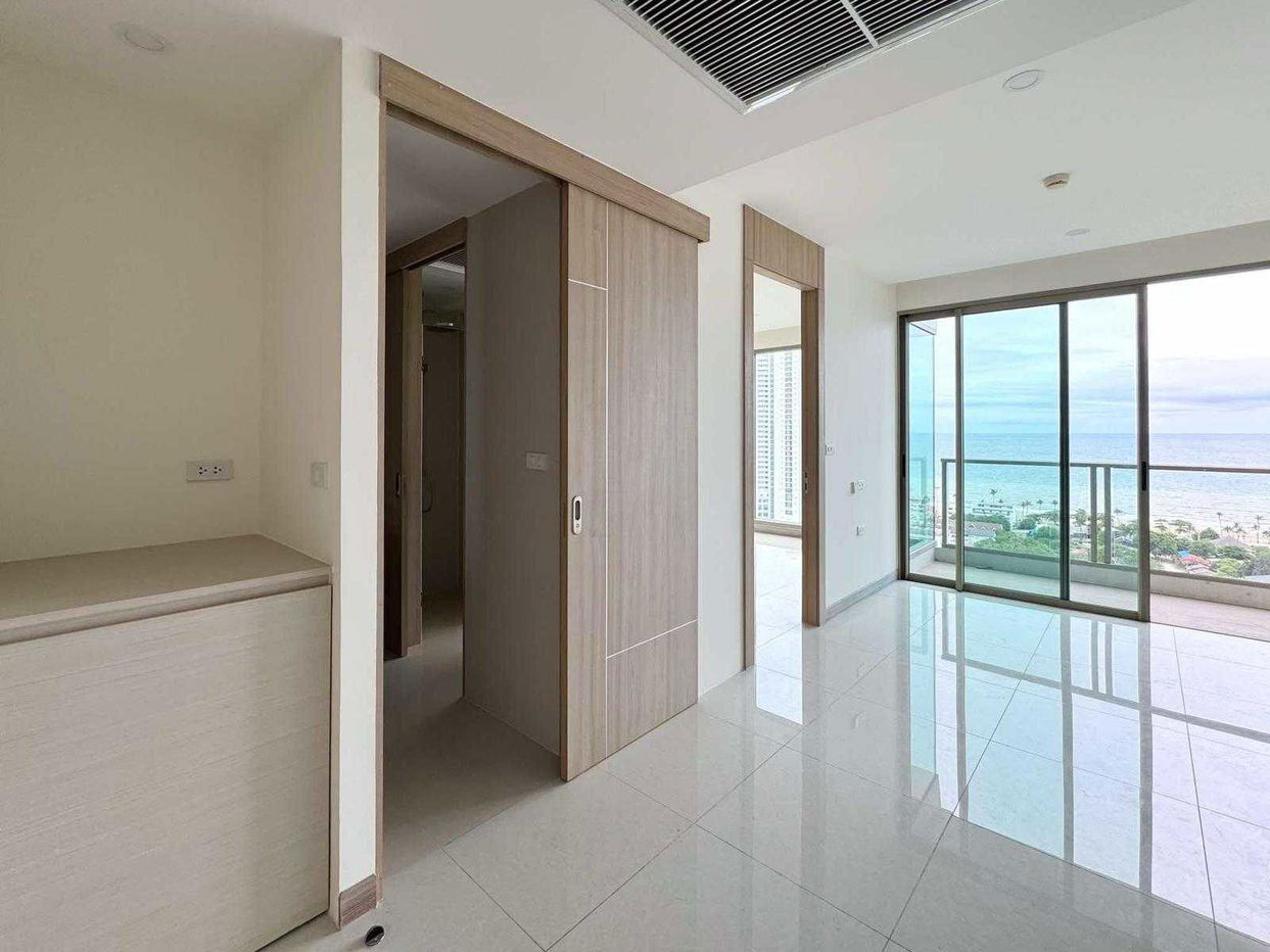 picture The Riviera Jomtien 1 Bedroom for Sale - 3/9