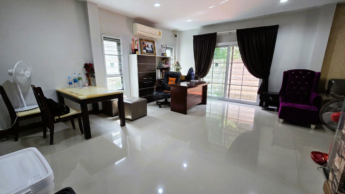 รูป คุ้มค่ามาก! ปล่อยเช่า บ้านเดี่ยว หมู่บ้าน เดอะไพรเวซี่ พุทธมณฑล สาย 7 เนื้อที่ 69.6 ตร.ว. ติดถนนใหญ่พุทธมณฑลสาย7 ใกล้ถนนเพชรเกษม - รูปที่ 5/22