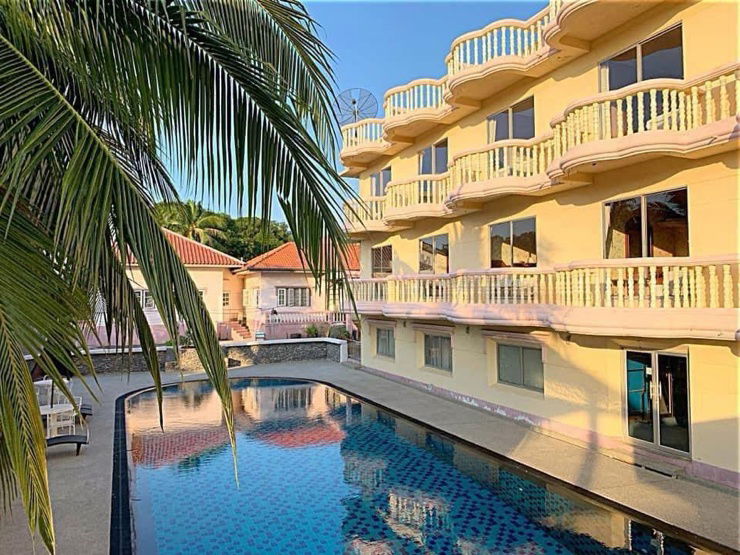 รูป โรงแรมบนเกาะสีชัง ชลบุรี พร้อมทำกิจการต่อ - รูปที่ 1/9