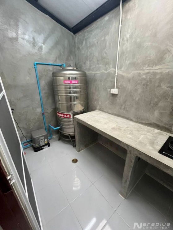 รูป 68121158 : ขายทาวน์เฮ้าส์ 2 ชั้น ขนาด 3 ห้องนอน บนที่ดิน 20.6 ตารางวา หมู่บ้านซื่อตรง ลีลาวดี ซอย พหลโยธิน 54/1 บ้านสวย น่าอยู่ ราคาดีๆ - รูปที่ 8/14