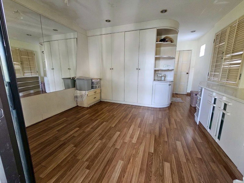 รูป ขาย Townhome 3 ชั้นสไตล์รีสอร์ต (ติดถนนศรีนครินทร์-ร่มเกล้า)มบ.บ้านสวนริมคลอง - รูปที่ 8/14