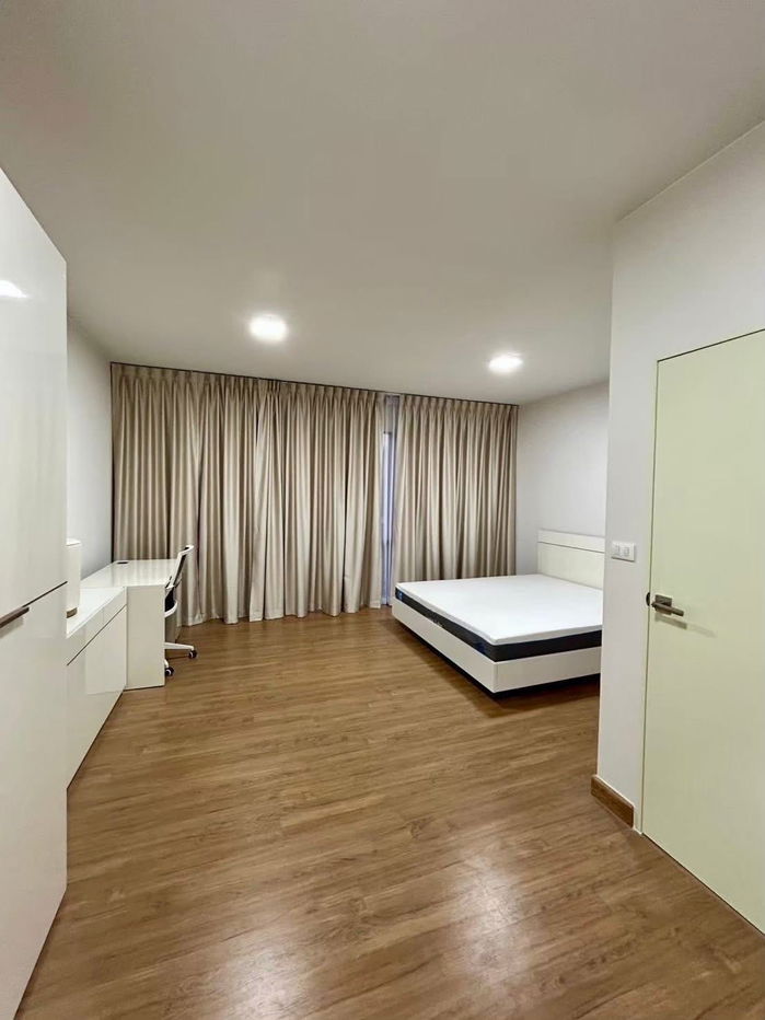 picture Townhome for Rent – Baan Klang Muang Phahol–Ramintra 3-storey townhome, available from 12 December 2025 Near Don Mueang Airport Fully furnished  - 3/20