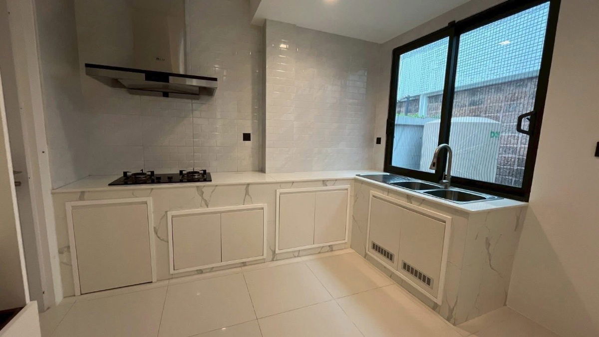 รูป The Gentry Sukhumvit | ราคา 200,000 บาท | บ้านสวย ทำเลดี เดินทางสะดวก พร้อมอยู่ - รูปที่ 12/15