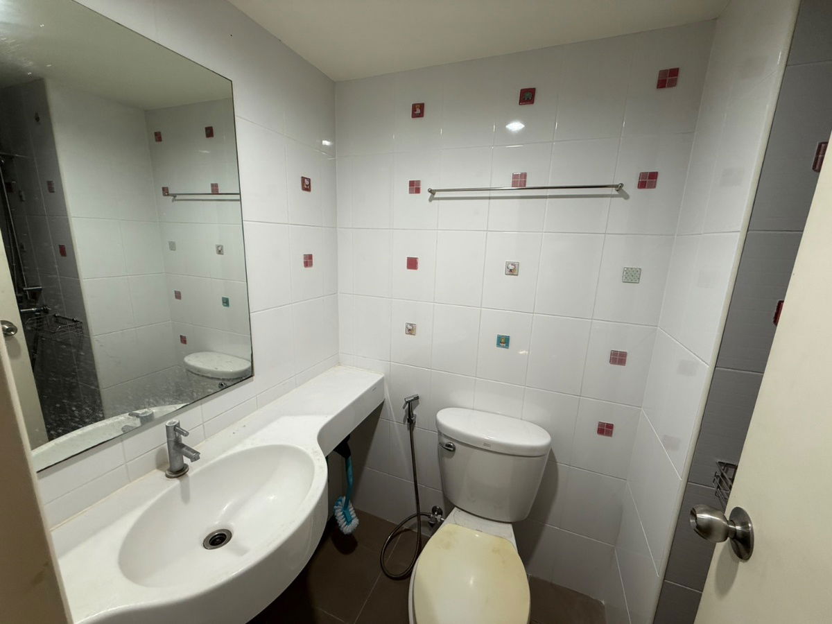 picture Sale Lumpiini Ville Onnut Ladkrabang 1 Tel.0619636888 - 5/8