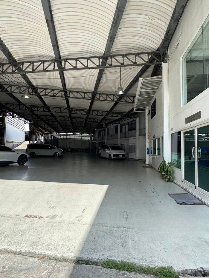 รูป 🚗 ให้เช่า! พื้นที่โชว์รูม ทำเลทอง “ติดถนนรามอินทรา” โชว์รูมขนาดใหญ่ 1,000 ตร.ม. เหมาะสุดๆ สำหรับธุรกิจที่ต้องการภาพลักษณ์ระดับพรีเมียม - รูปที่ 7/9