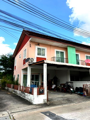 ทาวน์โฮม ชลบุรี : ขายทาวน์เฮาส์ 2 ชั้นพื้นที่ใหญ่กว่ามาตรฐาน มอบความรู้สึกเหมือนอยู่บ้านเดี่ยว หมู่บ้านฟ้าใสวิลล์ โครงการ 1