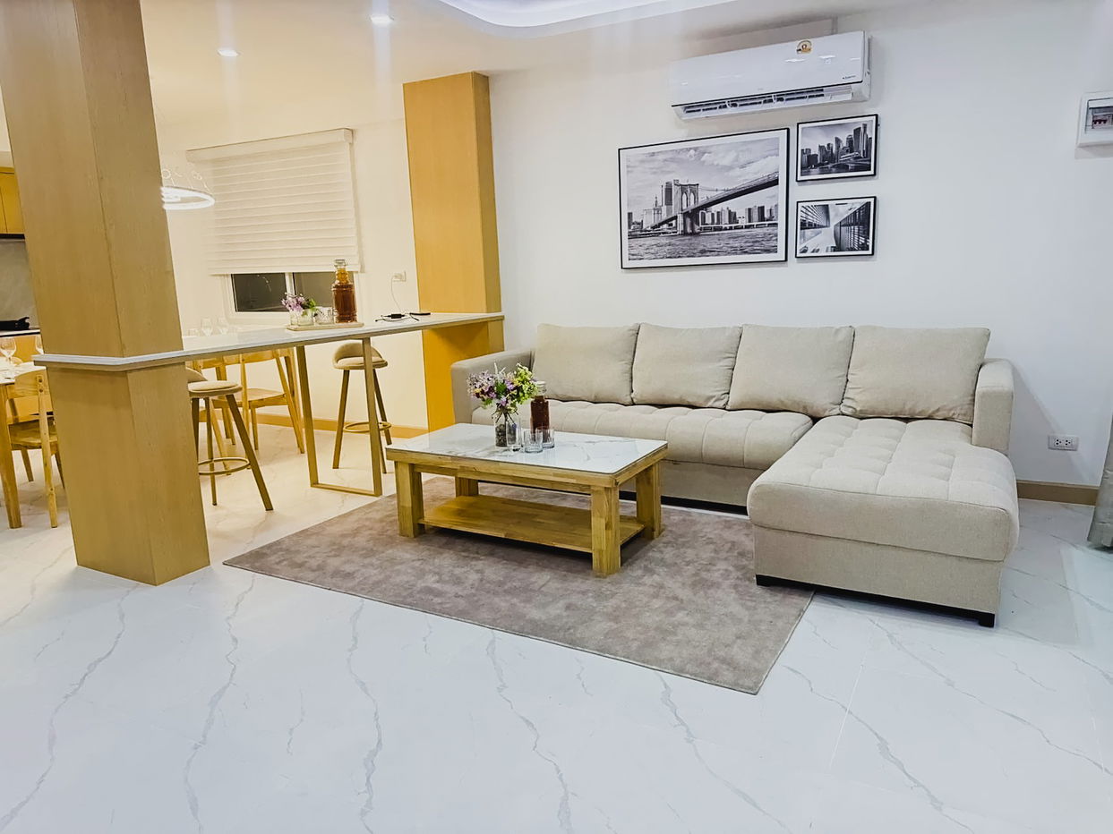 picture Spacious 5-Bedroom Pool Villa for Sale in South Pattaya - 3/14