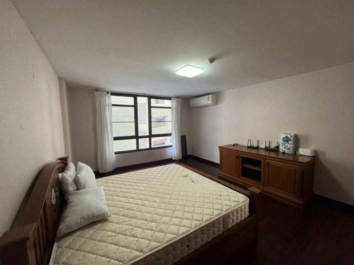 รูป ให้เช่า Baan Chan ทองหล่อ 25 คอนโดพื้นที่กว้าง 145ตรม ชั้น 3 3 ห้องนอน 2 ห้องน้ำ ทำเลใจกลางทองหล่อ - รูปที่ 4/10