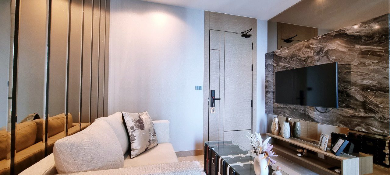 picture Riviera Ocean Drive 1 Bed for Sale - 6/15