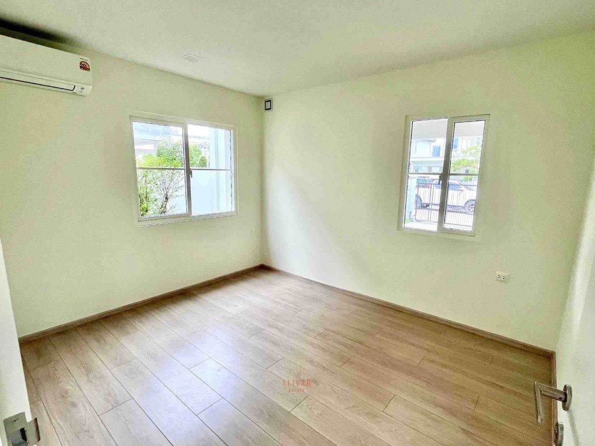 picture RH120625 For rent, 2-storey detached house, 4 bedrooms at Villaggio 3 Srinakarin-Bangna, near MEGA Bangna. - 5/6