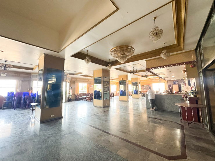 รูป โรงแรมบนเกาะสีชัง ชลบุรี พร้อมทำกิจการต่อ - รูปที่ 4/9