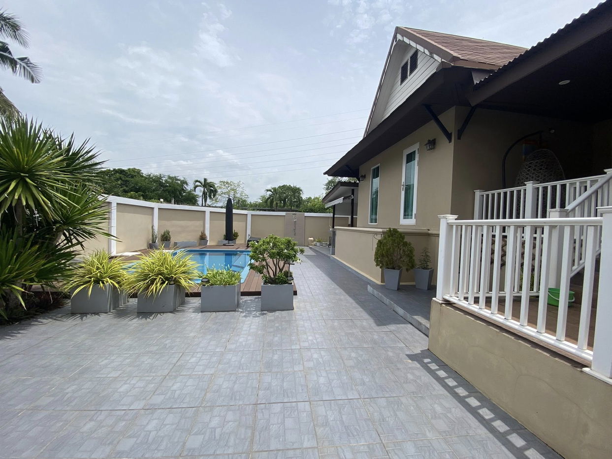 รูป 3 Bedroom Pool Villa in Chaiyapruek for Sale - รูปที่ 2/15