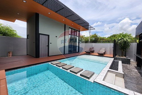 รูป [920611003-85] พูลวิลล่า สัตหีบ - รูปที่ 43/104